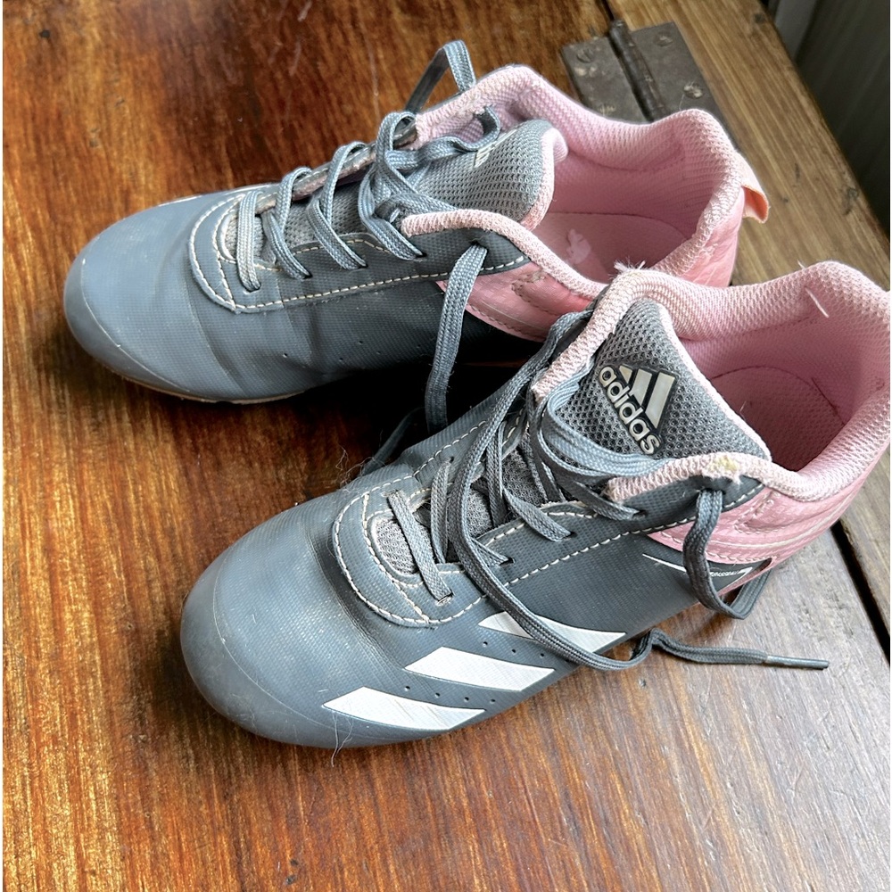 Children’s cleats - Picture 2 of 7